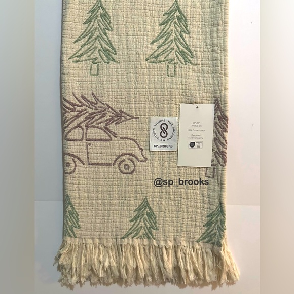 🎁Texteis Penedo Throw Blanket - Festive Cars and Trees - Made in Portugal - Picture 3 of 8